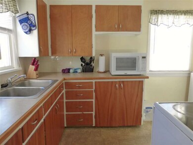 1324 E Dewey Ave, Nampa, ID 83686 - photo 2