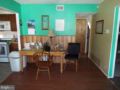 1631 Lawncrest Ln, Clementon, NJ 08021 - photo 4