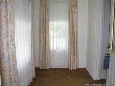 112 E Overton St, Tuscola, IL 61953 - photo 7