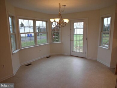 50 Puffenburger Ln, Hedgesville, WV 25427 - photo 2