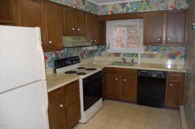 132 Lookout Dr, Hawley, PA 18428 - photo 7