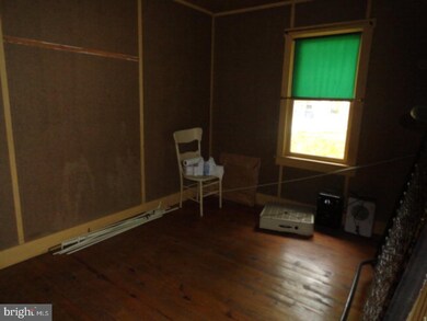 24 King Fisher Dr, Ashland, PA 17921 - photo 5