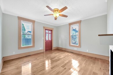 661_663 Beech St MLS_24