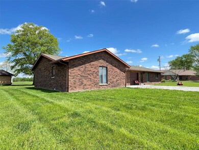 509 Draco Dr, Freeburg, IL 62243 - photo 3