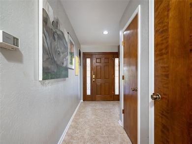 205 Granada Calle St, Granbury, TX 76049 - photo 7