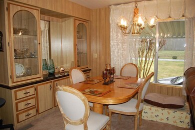 328 Beechwood Dr unit A, Grants Pass, OR 97526 - photo 5