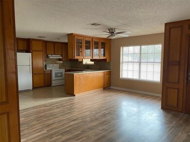 106 SE County Road 2231, Corsicana, TX 75109 - photo 5