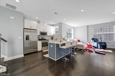 17 Veterans Way, Morris Plains, NJ 07950 - photo 7