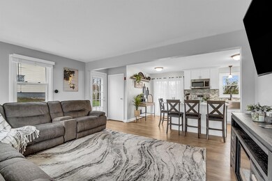 105 Doris St, Manchester, NH 03103 - photo 6