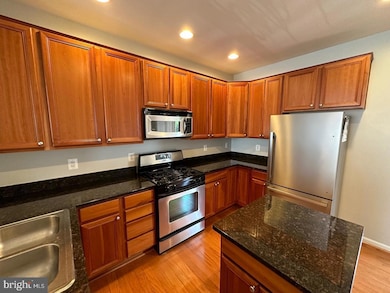 544 Mcarthur Terrace NE, Leesburg, VA 20176 - photo 3