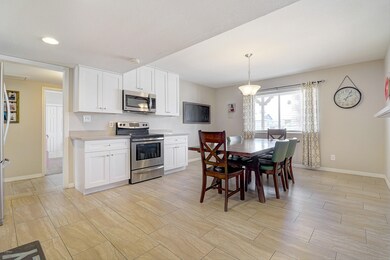 Kitchen/Dining