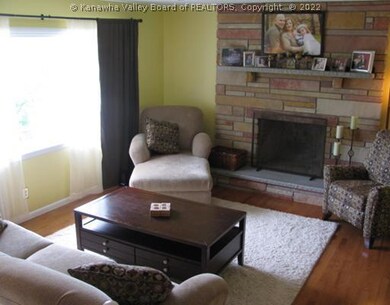 89 Mannon Dr, Alum Creek, WV 25003 - photo 3