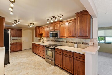 B2-kitchen-2344-cullison-ln