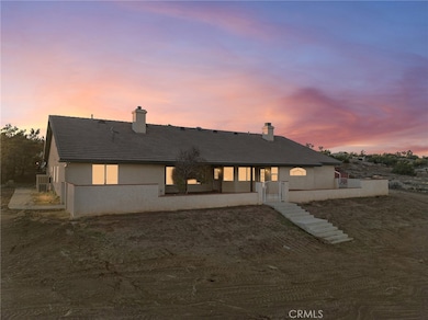 8135 Winmar Rd, Hesperia, CA 92344 - photo 2