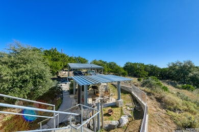 929 Upper Loma Verde Rd Lt 96 9 31 Acres, Medina, TX 78055 - photo 6