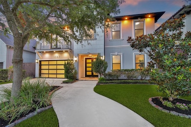 A 5-bed, 5.5- bath home in Oak Forest.