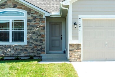21421 Noble St, Spring Hill, KS 66083 - photo 5