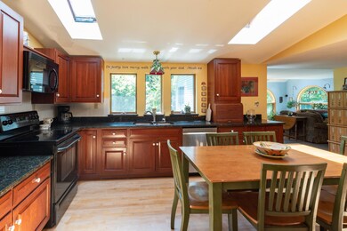 lakehome_westroad051