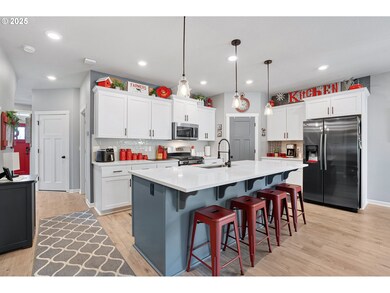 2091 35th Ave, Forest Grove, OR 97116 - photo 6