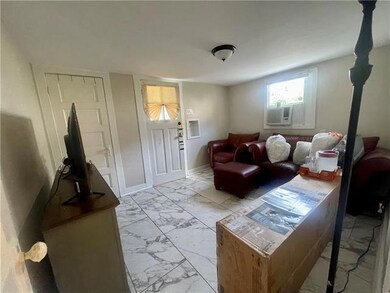 121 Living Room