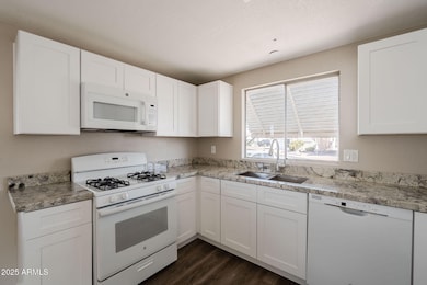 15-web-or-mls-Apache Trail-15