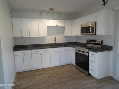 1844 N 46th Ave, Phoenix, AZ 85035 - photo 6