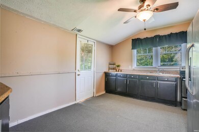 121 W Oak St, Tennyson, IN 47637 - photo 7