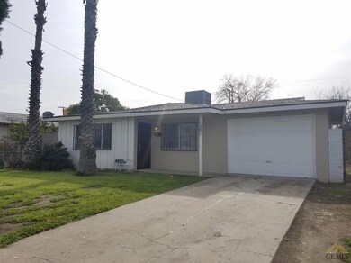 1201 13th St, Wasco, CA 93280 - photo 2