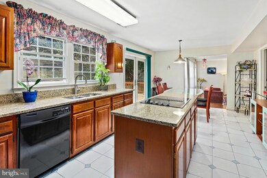 1748 Hutchinson Ln, Silver Spring, MD 20906 - photo 7