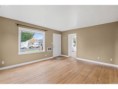 3129 Fir St, Longview, WA 98632 - photo 7