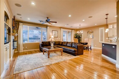 Great Room w/ Kitchen Nook
 -  
Surround S
