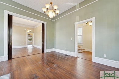 201 W 37th St, Savannah, GA 31401 - photo 5