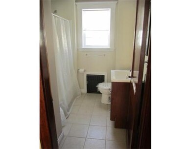 19 Garfield St unit 1, Quincy, MA 02169 - photo 5