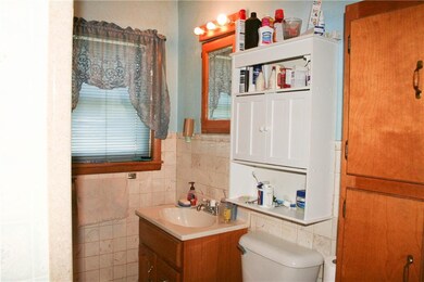 231 E Clay St, Osceola, IA 50213 - photo 5