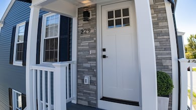 229 Oneil Rd unit 2, Somerset, MA 02725 - photo 3