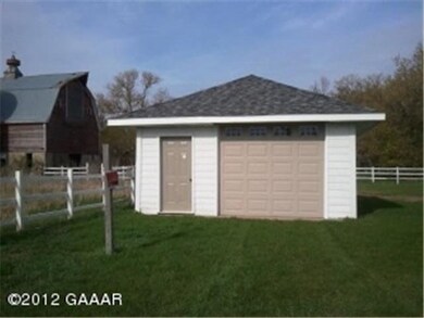 5900 Busch Rd SE, Alexandria, MN 56308 - photo 3