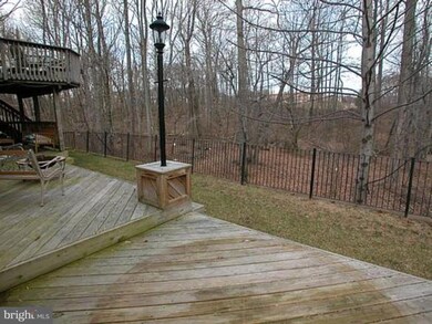 21217 Hickory Forest Way, Germantown, MD 20876 - photo 5