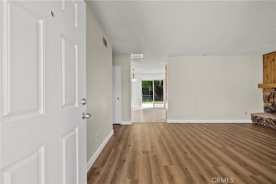 30008 Abelia Rd, Canyon Country, CA 91387 - photo 2