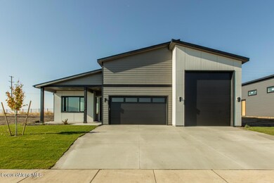 2 Cheyenne front