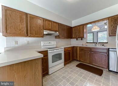 39830 Stillwater Way, Mechanicsville, MD 20659 - photo 5