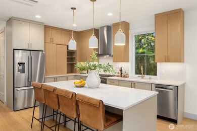 13131 NE 87th Ln, Kirkland, WA 98033 - photo 3