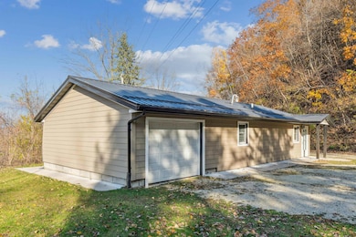 2279 Bosco Bluff Ln, Lansing, IA 52151 - photo 2