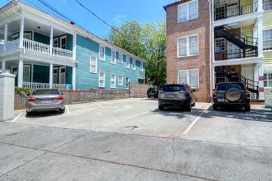 212C Calhoun (3)