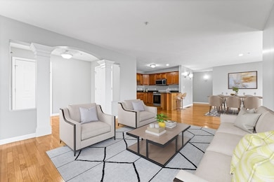 101 Regency Ln, Abington, MA 02351 - photo 5