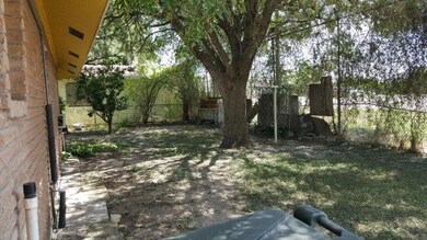 221 Colorado St, Weslaco, TX 78596 - photo 7