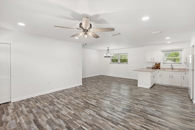 Forrest Living area