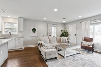 Chick and stylish interior, great color pallet, re