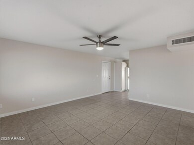 1020 S Cochise Cir, Mesa, AZ 85204 - photo 7