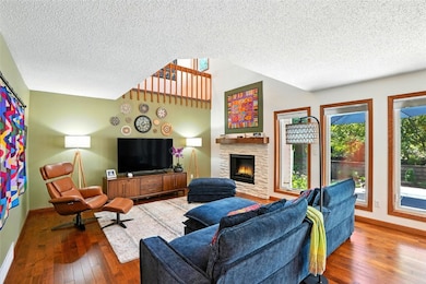 725 E Post Ct SE unit 725C, Cedar Rapids, IA 52403 - photo 2