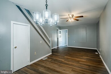 63 N Keystone Ave, Upper Darby, PA 19082 - photo 5